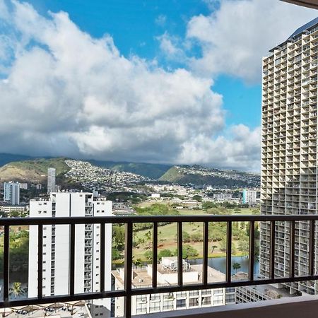 Private One Bedroom Condo, With Corporate Rental Car Savings Code Included, Free Onsite Parking Honolulu Exteriér fotografie