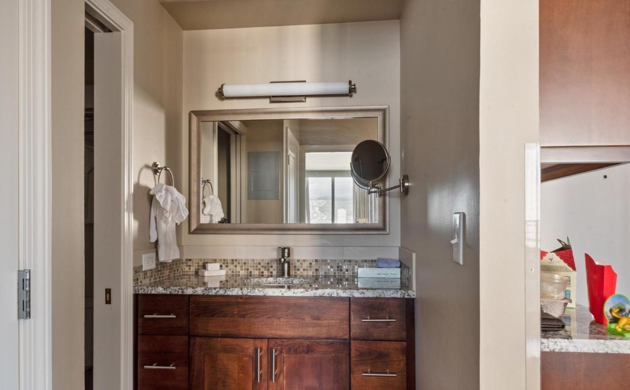 Private One Bedroom Condo, With Corporate Rental Car Savings Code Included, Free Onsite Parking Honolulu Exteriér fotografie